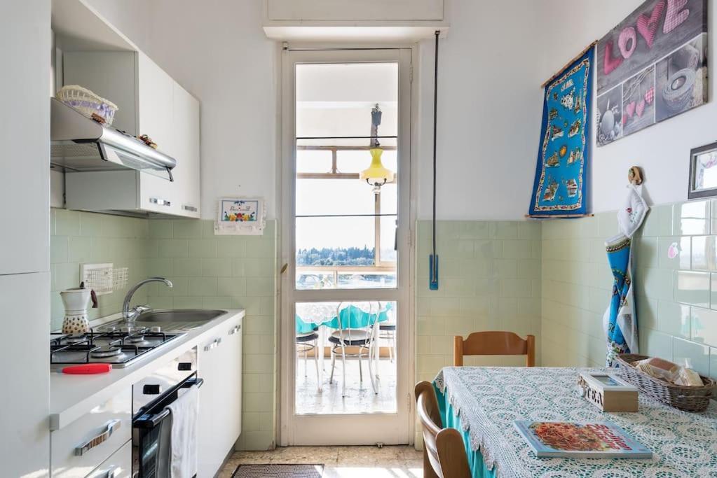 Top Floor Apartment Near Historic Fortino Catania Exterior foto