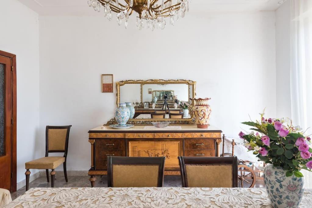 Top Floor Apartment Near Historic Fortino Catania Exterior foto