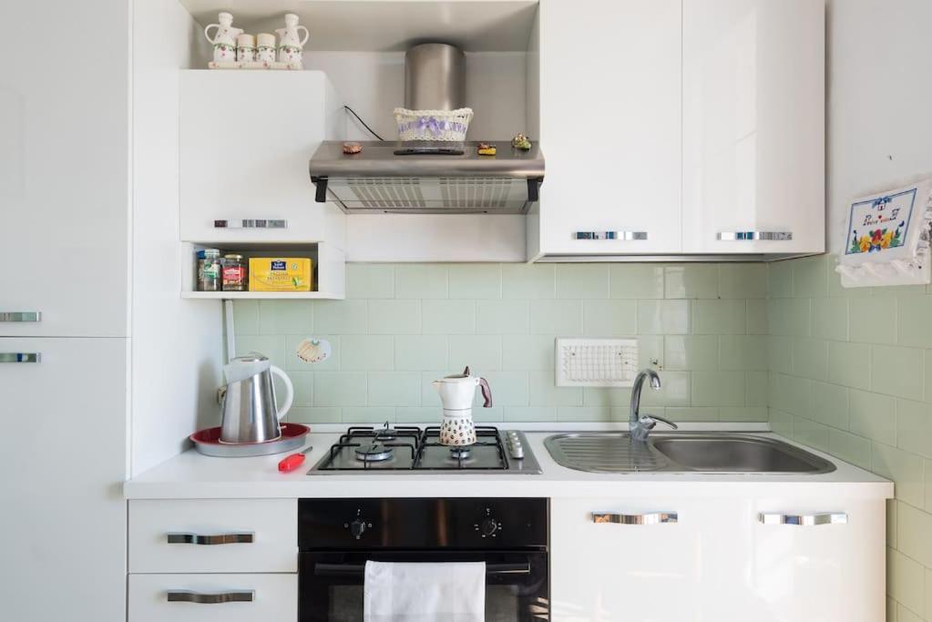 Top Floor Apartment Near Historic Fortino Catania Exterior foto